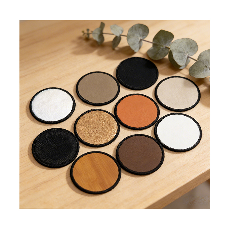 2 1/2' Round Laserable Leatherette Merrow Patch na may Malagkit
