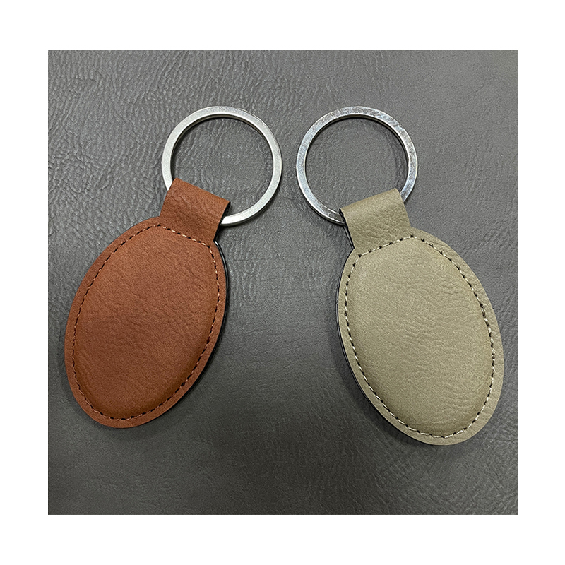Laserable Leatherette Oval Keychain na may Oiled Edge