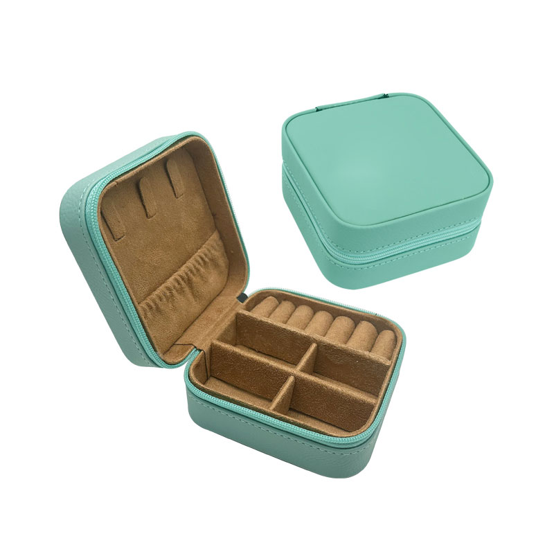 4×4 Laserable Leatherette Travel Jewelry Box na may Itim na Lining 4×4 Laserable Leatherette Travel Jewelry Box na may Itim na Lining