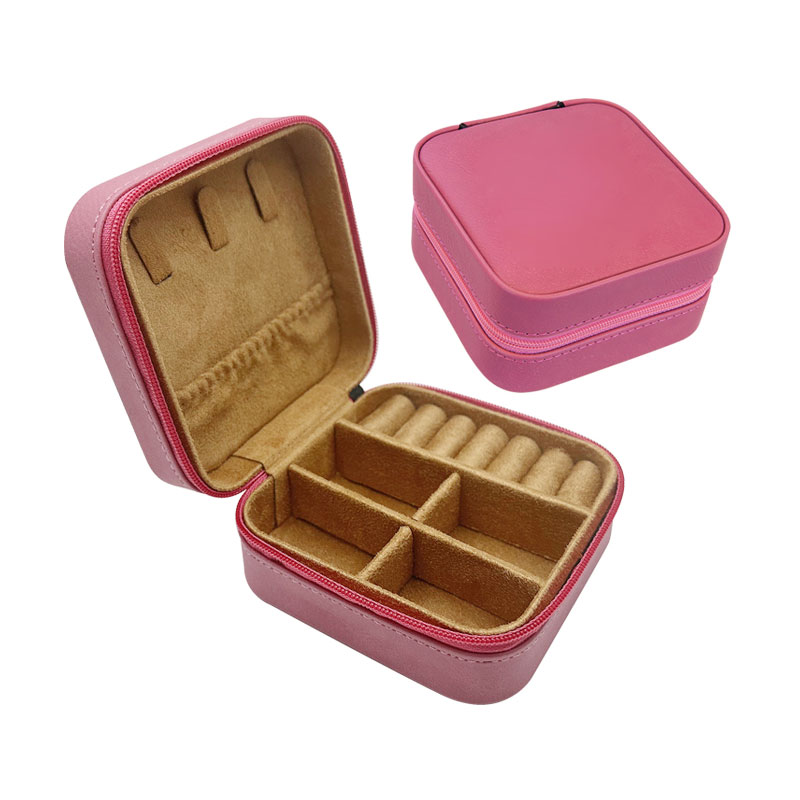 4×4 Laserable Leatherette Travel Jewelry Box na may Itim na Lining 4×4 Laserable Leatherette Travel Jewelry Box na may Itim na Lining