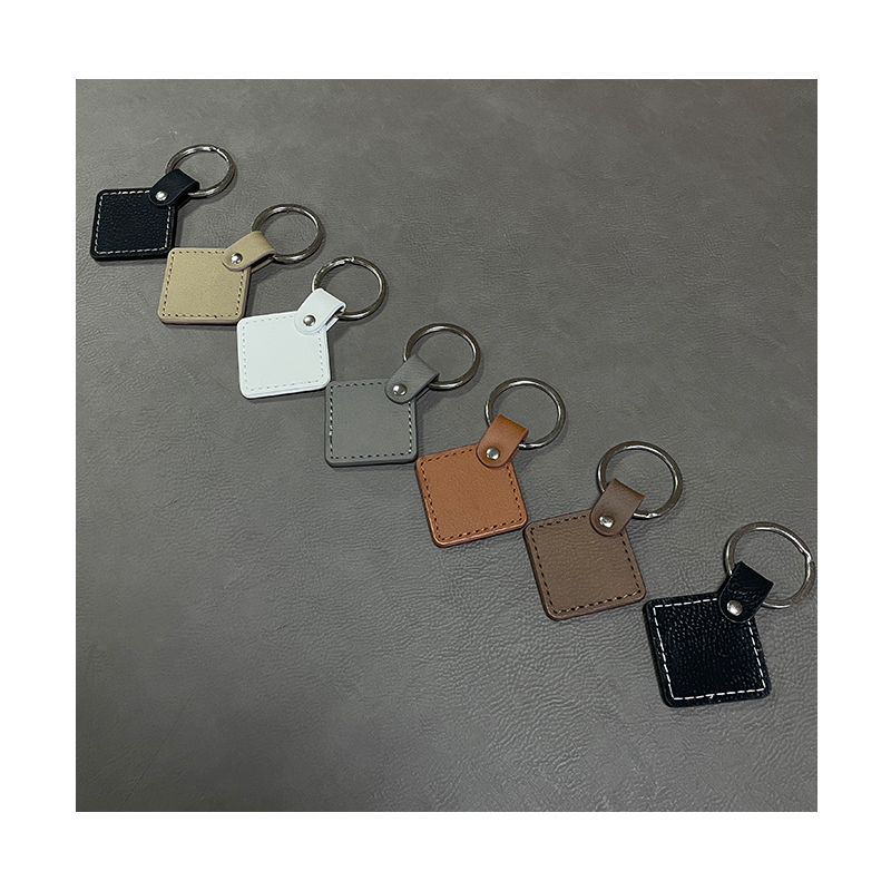 Laserable Leatherette Square Keychain na may Oiled Edge Laserable Leatherette Square Keychain na may Oiled Edge