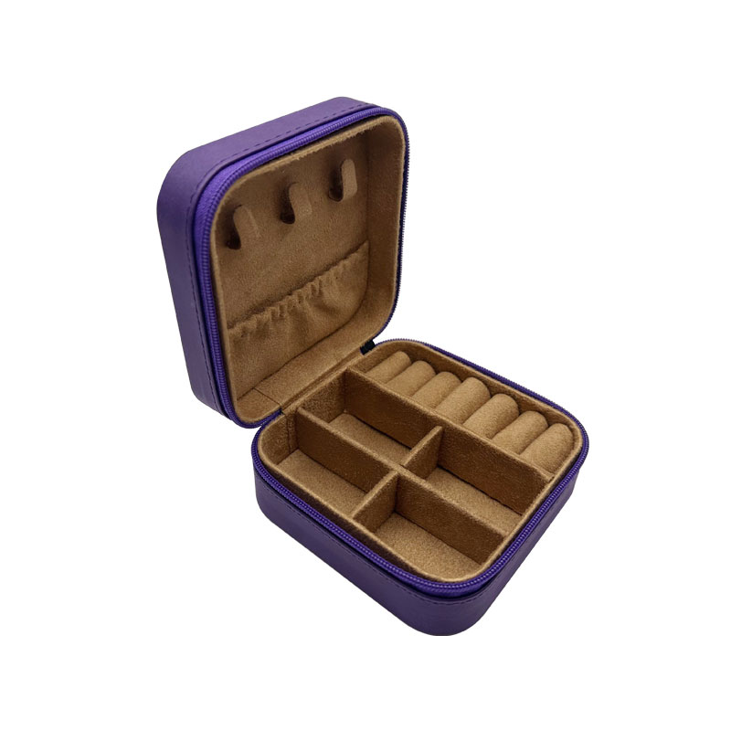 4×4 Laserable Leatherette Travel Jewelry Box na may Tan Lining