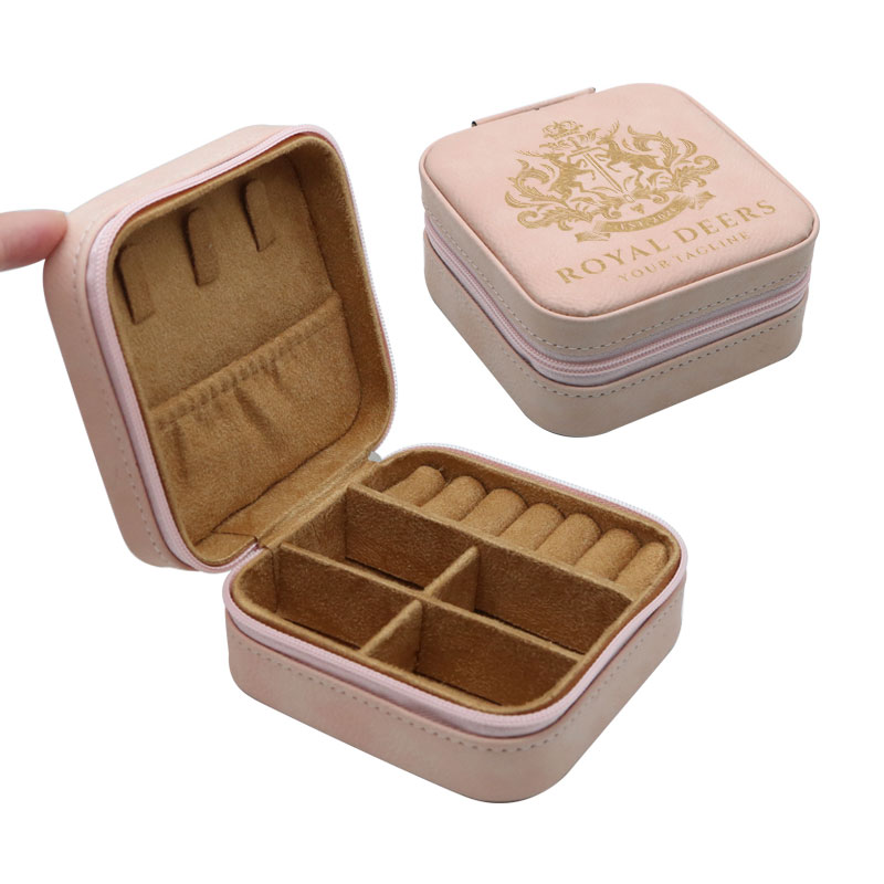 4×4 Laserable Leatherette Travel Jewelry Box na may Itim na Lining 4×4 Laserable Leatherette Travel Jewelry Box na may Itim na Lining