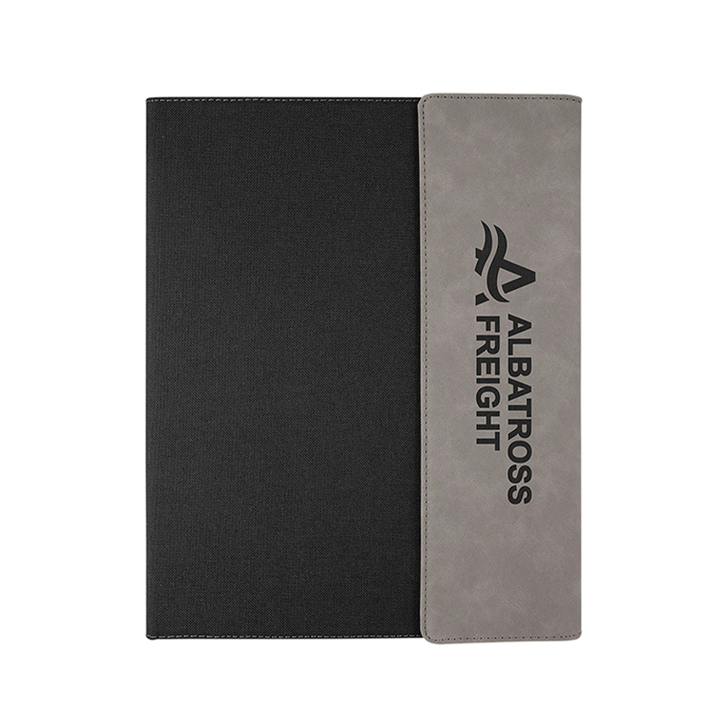 7' × 9' na Canvas na may Leatherette Portfolio